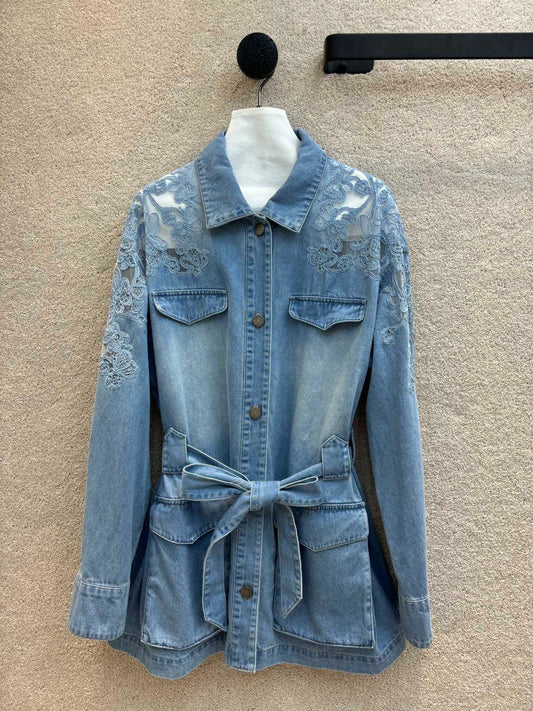 Nueva chaqueta vaquera con patchwork de encaje