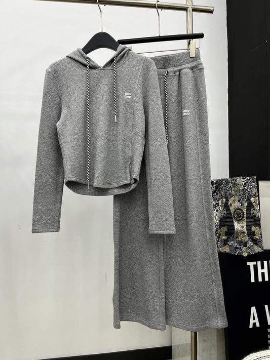 New Fall/Winter 25 Set!