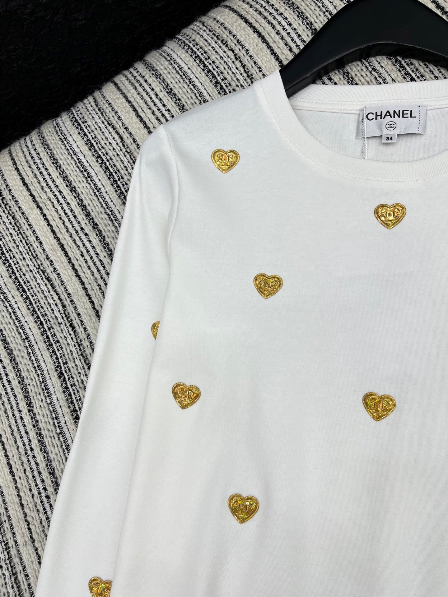 2025 New Metal Badge Long-Sleeved T-Shirt