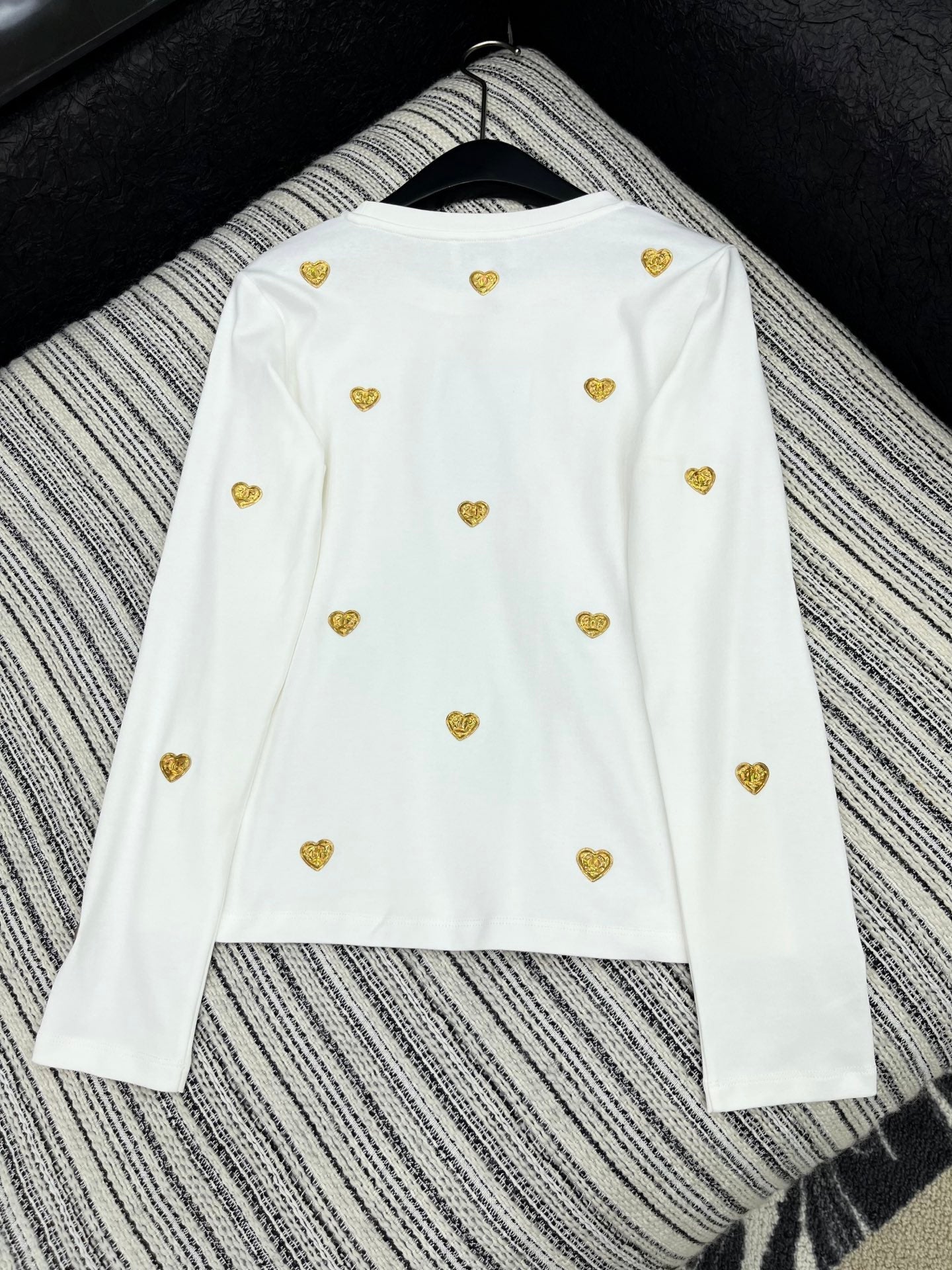 2025 New Metal Badge Long-Sleeved T-Shirt