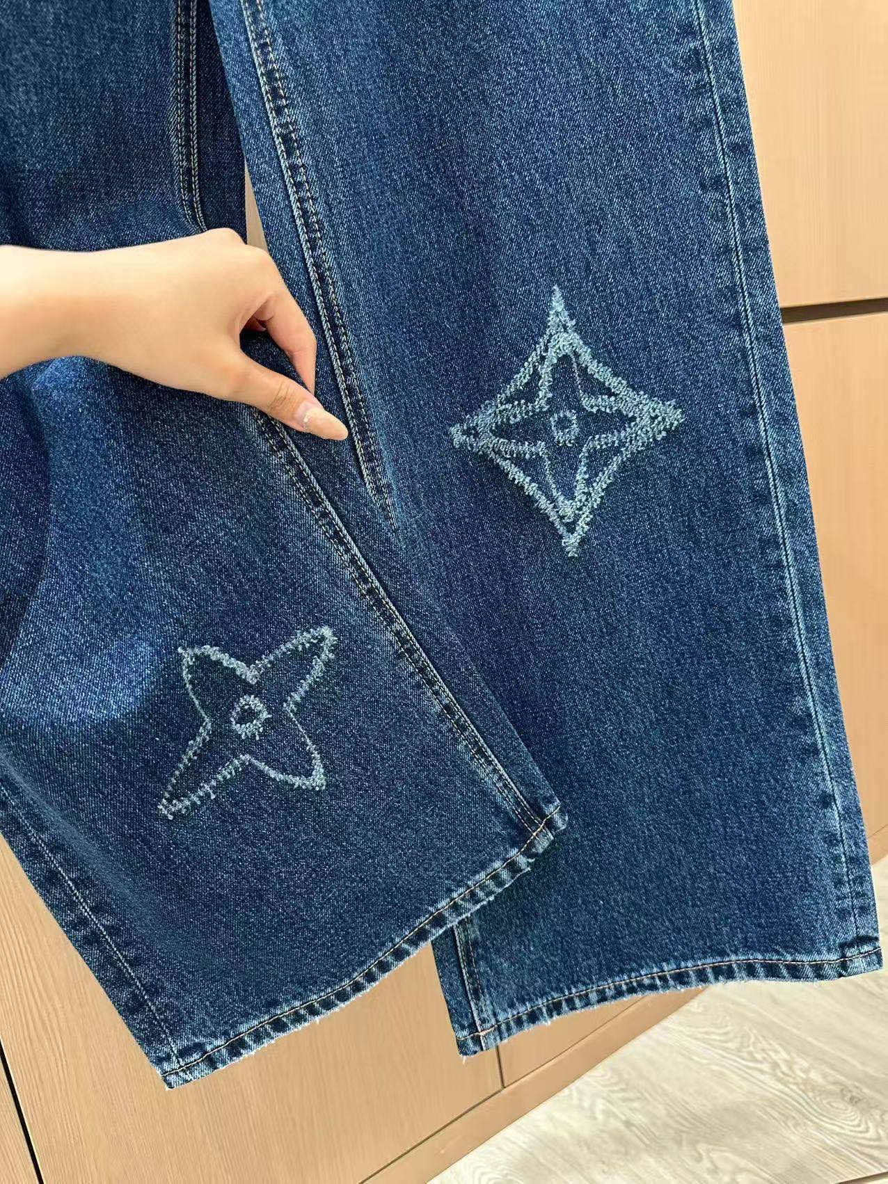 2025 Monochrome Burnished Jeans
