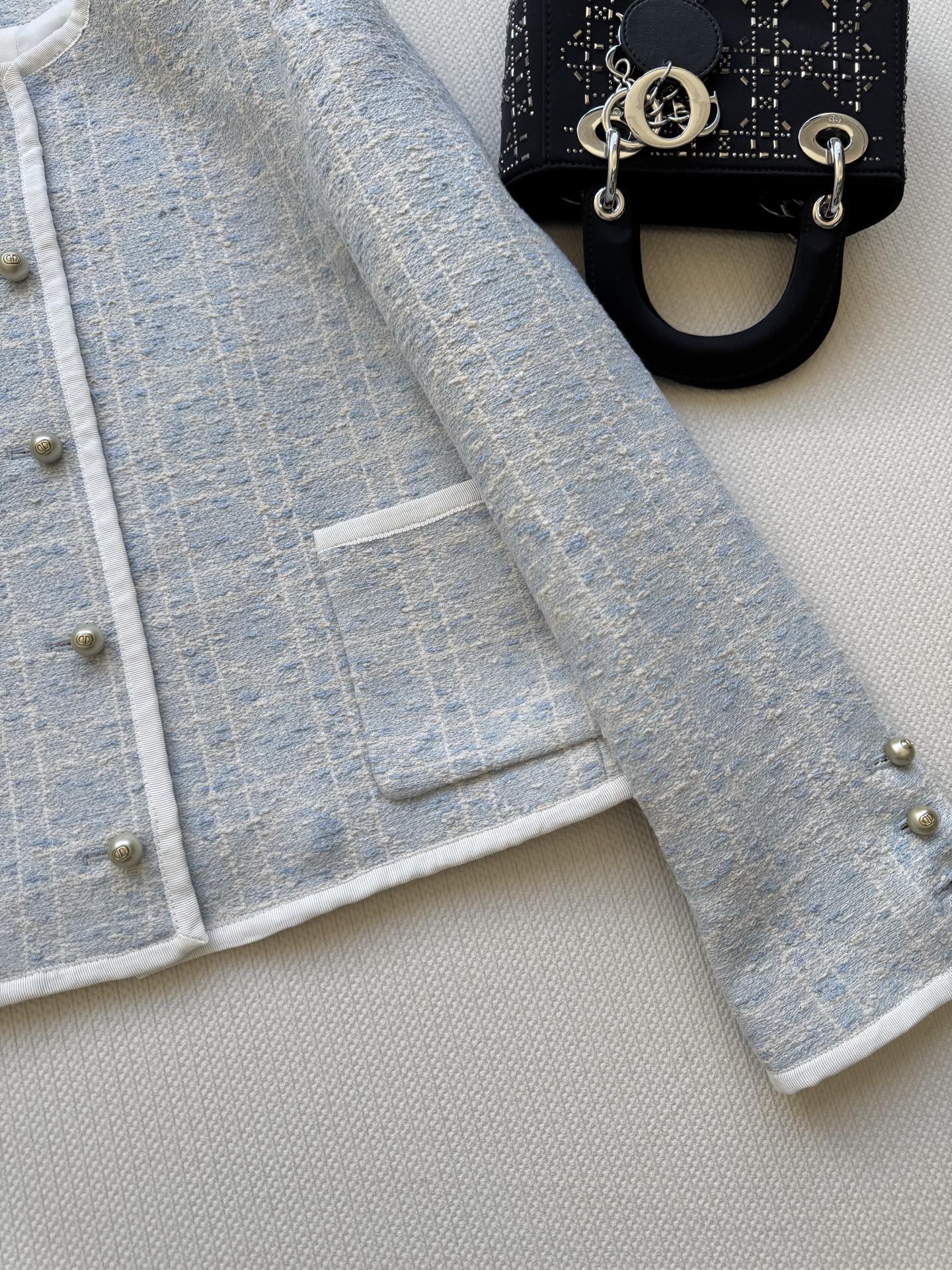 New limited edition Glacier Blue rattan check classic boxy round-neck blazer.