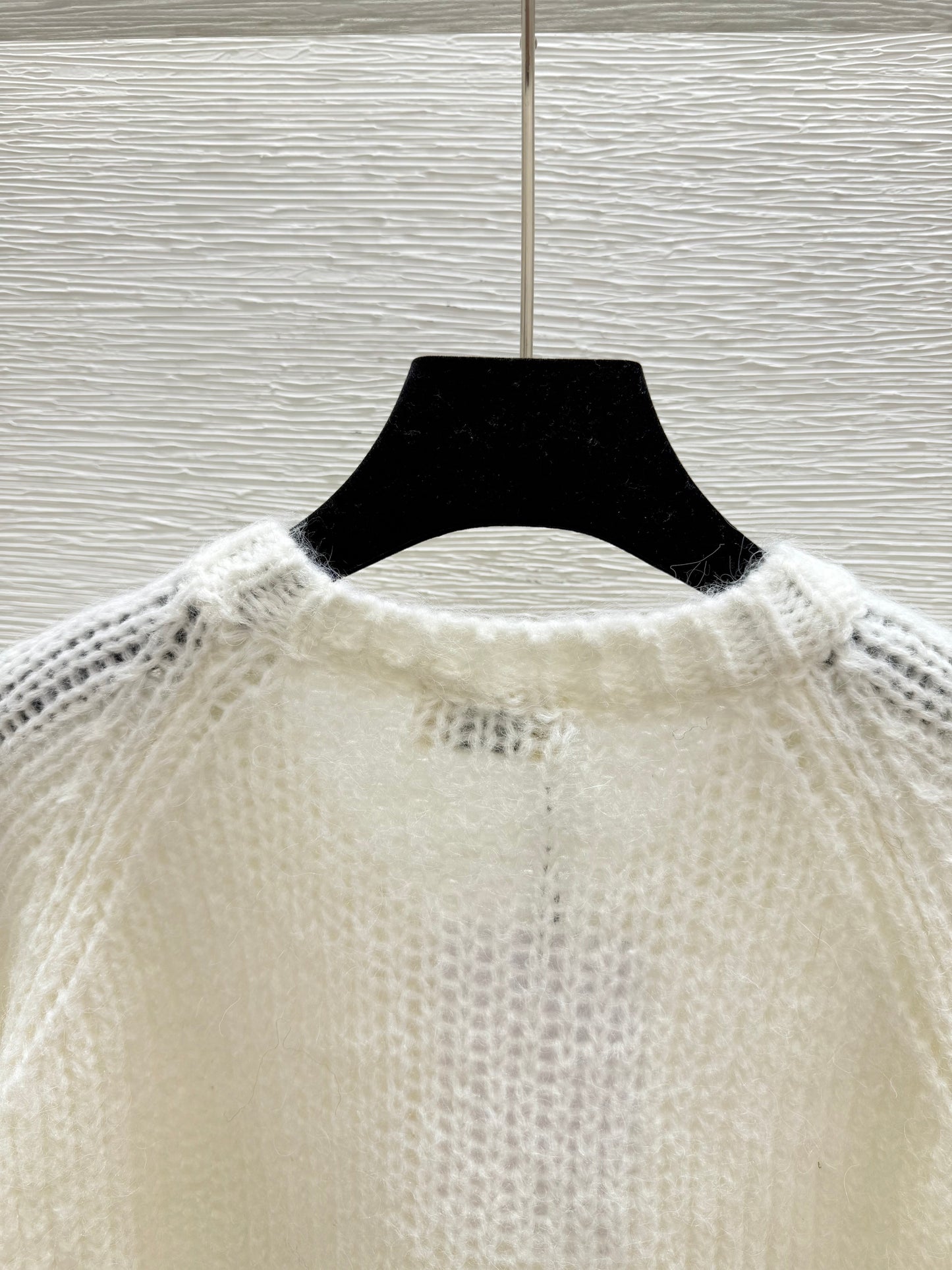 New Early Autumn 3D Floral Letter Embroidery Knitted Long Sleeve Cardigan
