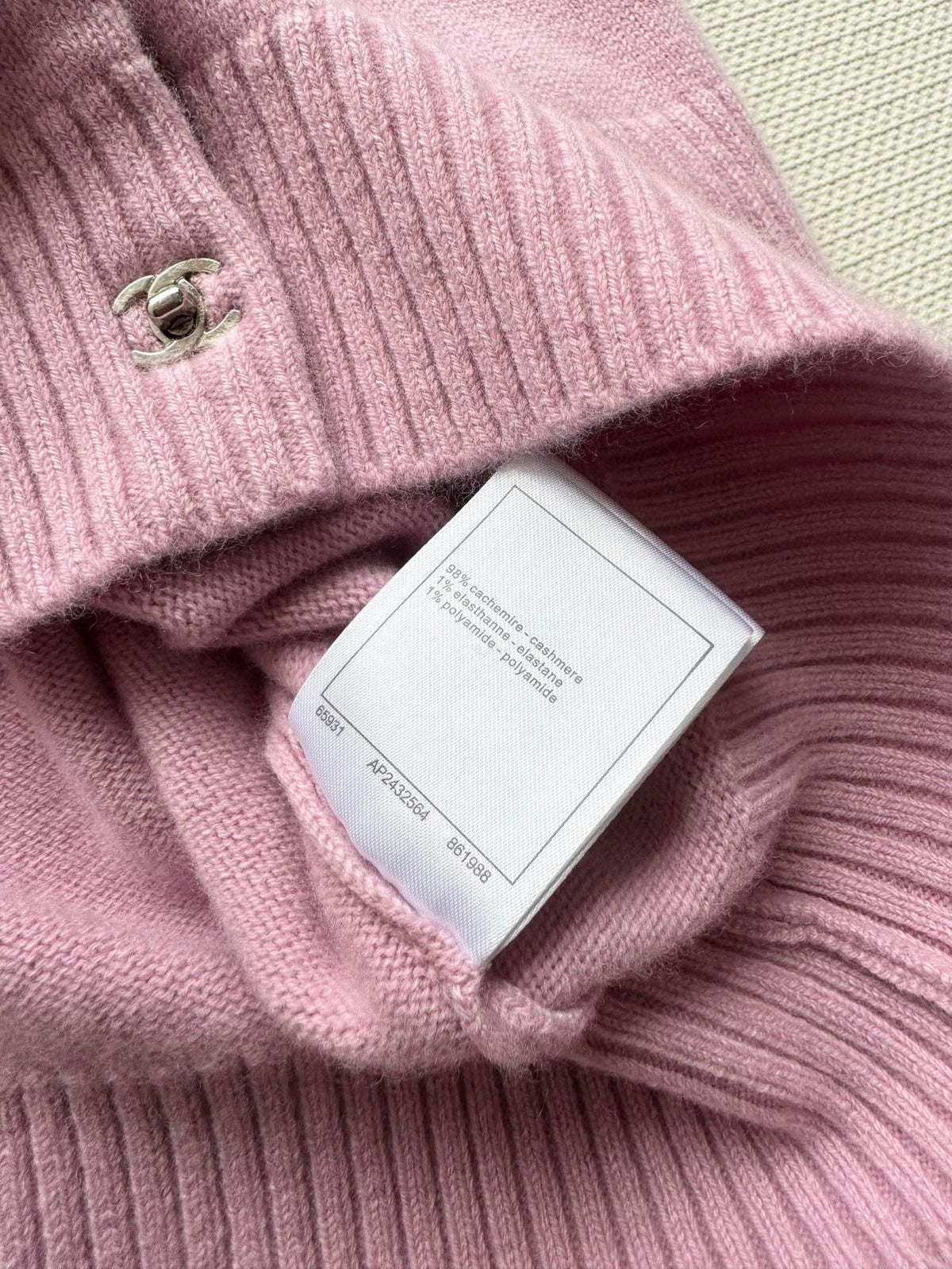 🔥Highest Quality🔥26FW New Cashmere Cardigan with Double-C Clasp