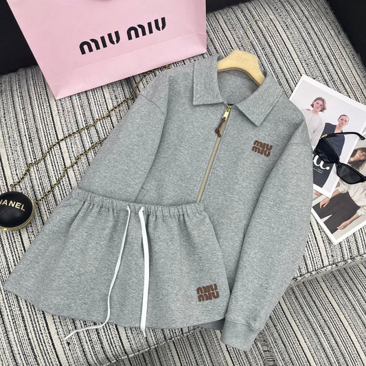 Nuevo traje de falda casual con solapa