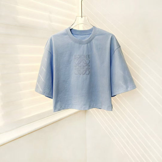 loose fit short sleeves