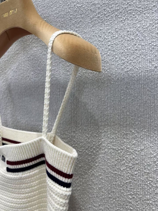Knitted suspenders + skirt