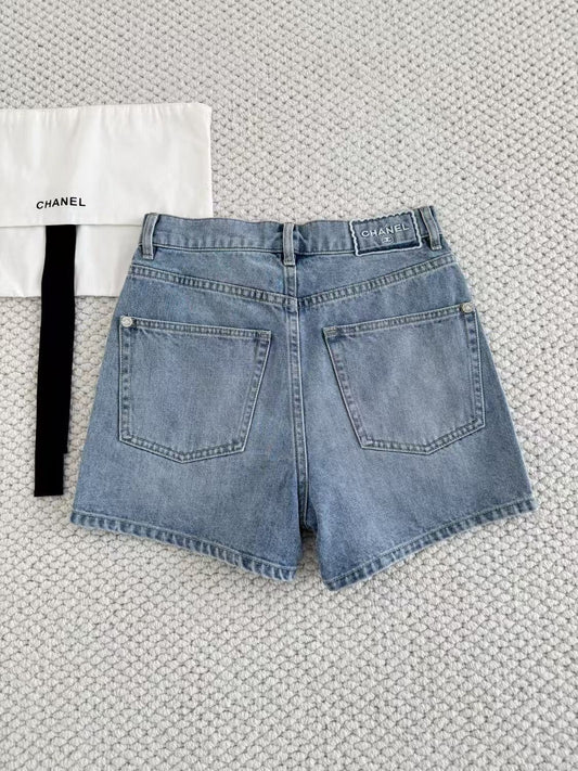 New Small   Shorts  SML