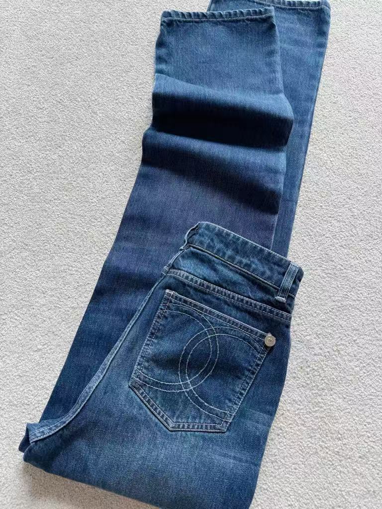 Hidden-style pants