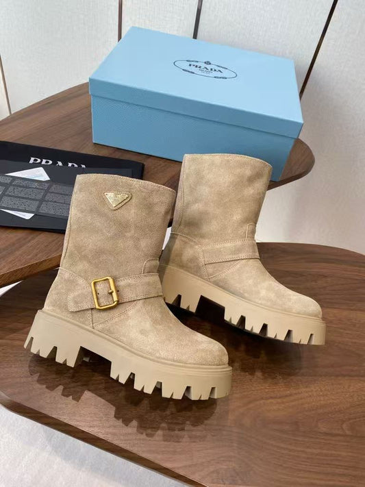 25FW Classic slip-on boots for women