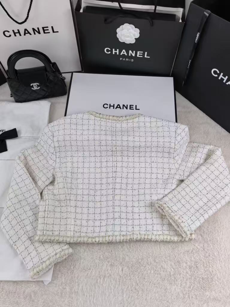 Plaid white coat