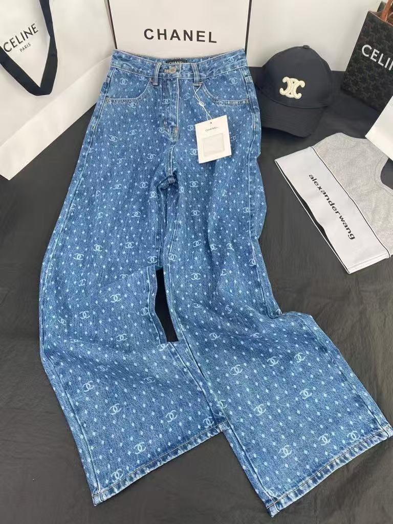Order these wide-leg straight-leg pants.