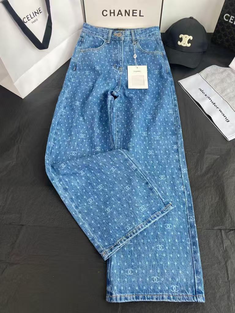 Order these wide-leg straight-leg pants.