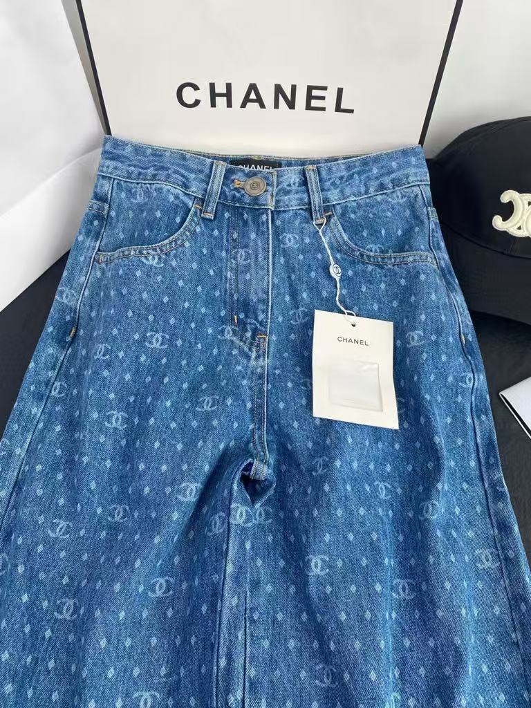 Order these wide-leg straight-leg pants.