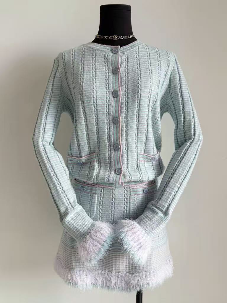 A fairy-like suit.