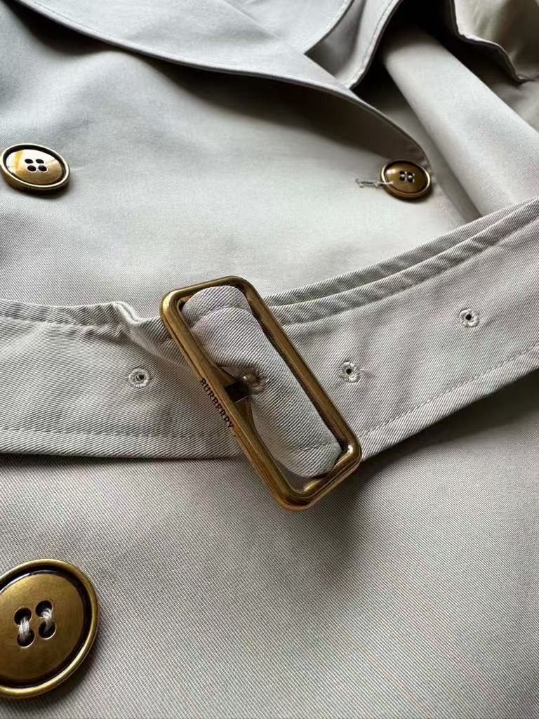 A new style of trench coat in the iconic Castleford fit.