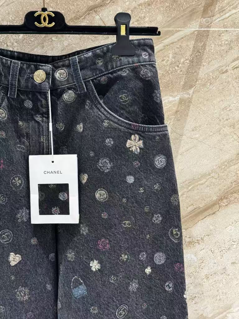 printed jeans