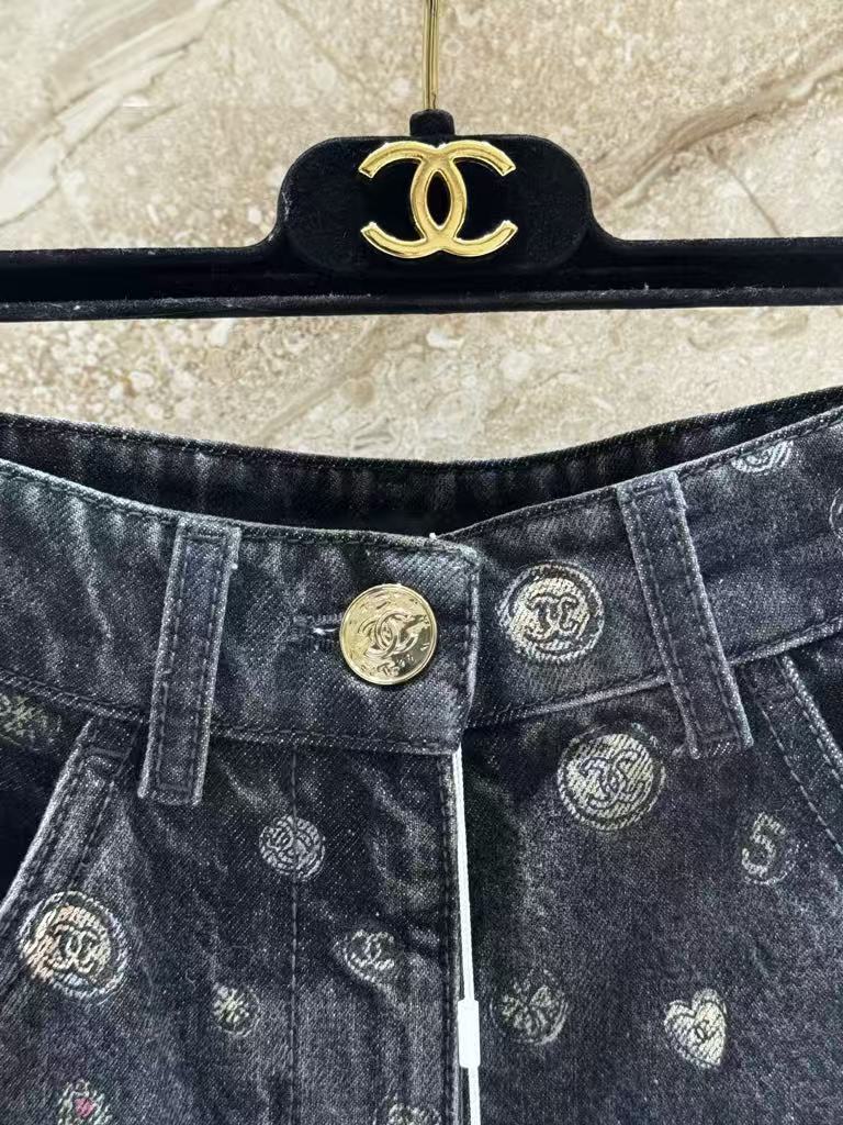 printed jeans