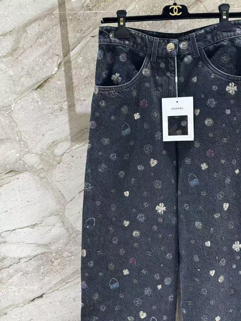 printed jeans