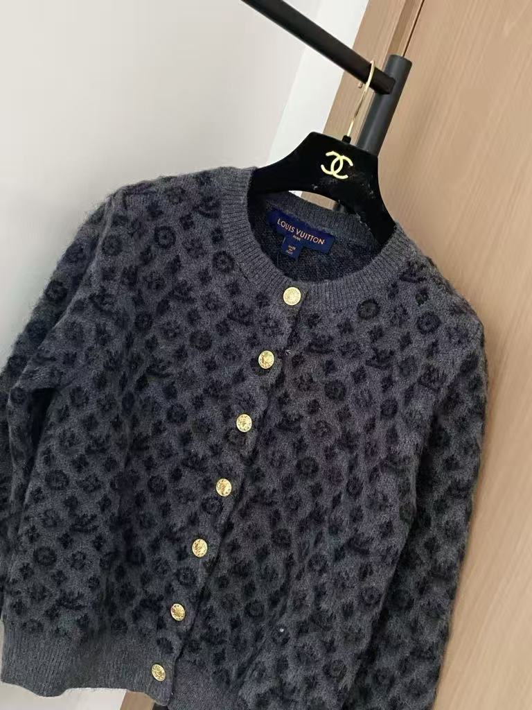 Simple monogram mohair cardigan