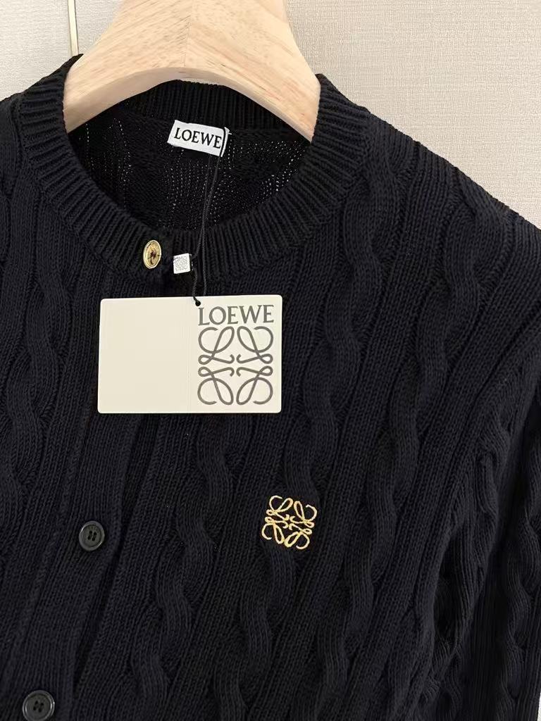 Embroidered logo cable-knit cardigan
