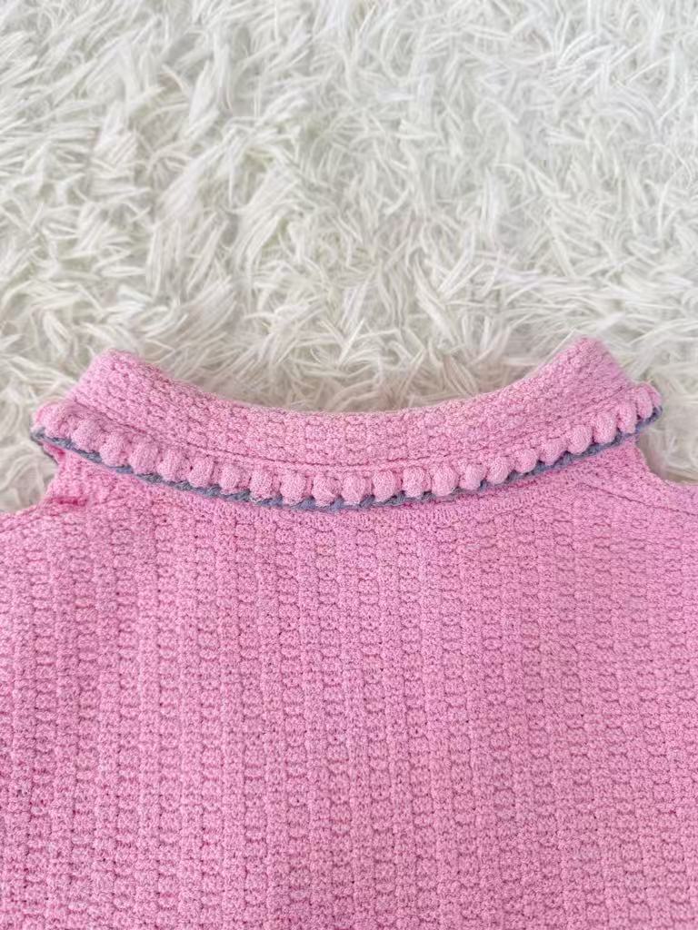 New one-button doll collar knitted cardigan
