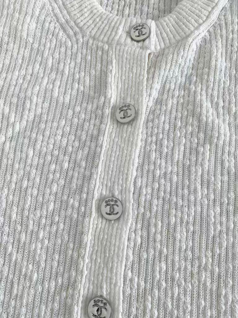 Beach Series Grain Texture Long Sleeve Crewneck Knit Cardigan
