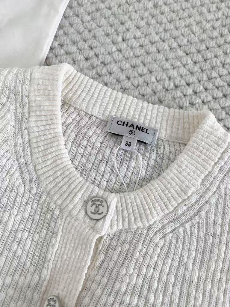 Beach Series Grain Texture Long Sleeve Crewneck Knit Cardigan