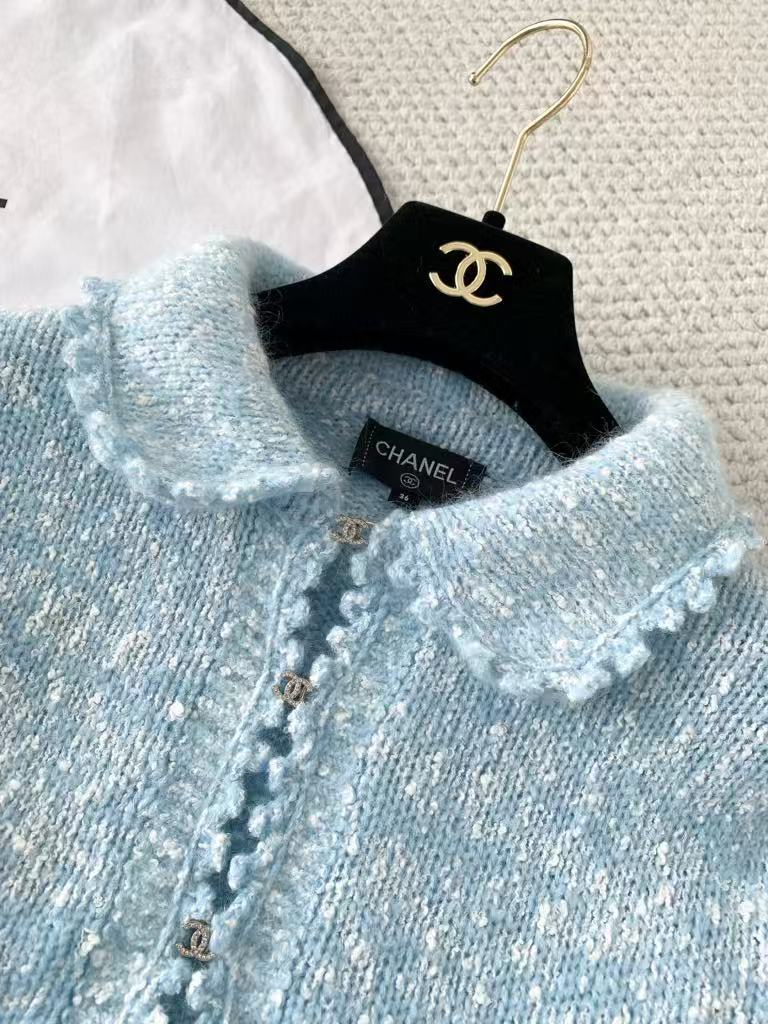 Blue embroidered wool cardigan