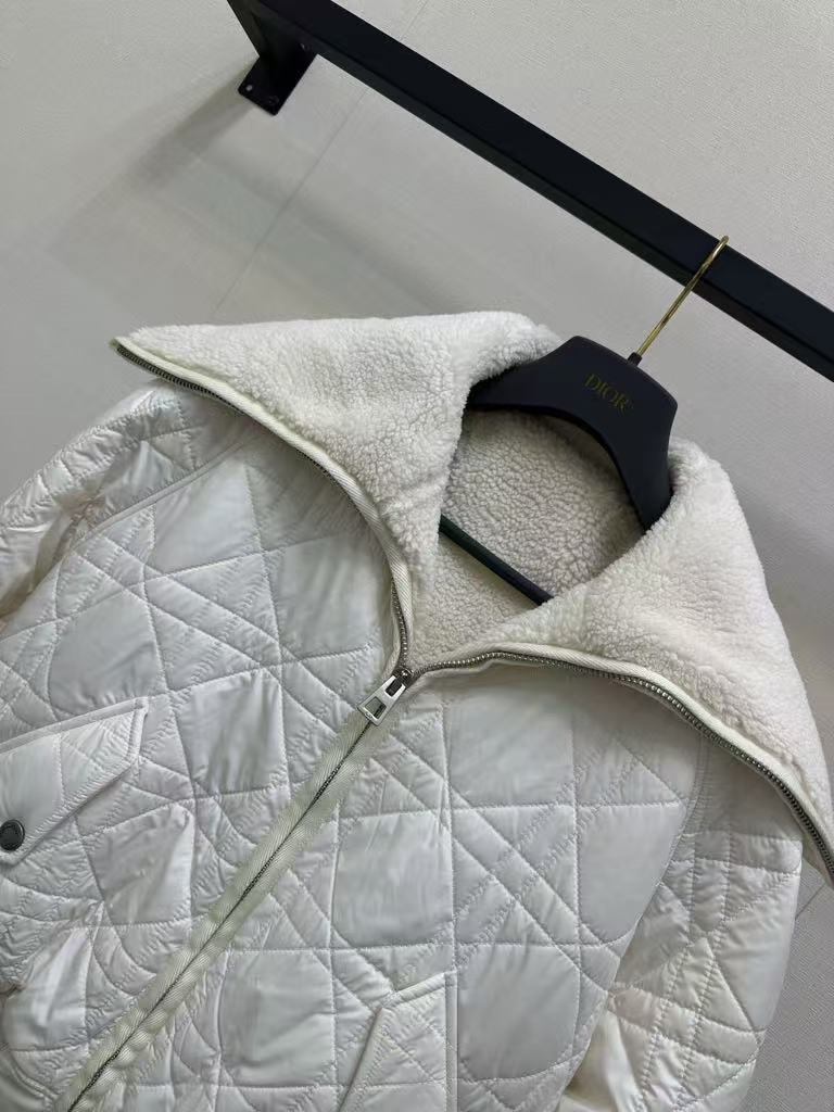 Navy collar lambswool coat