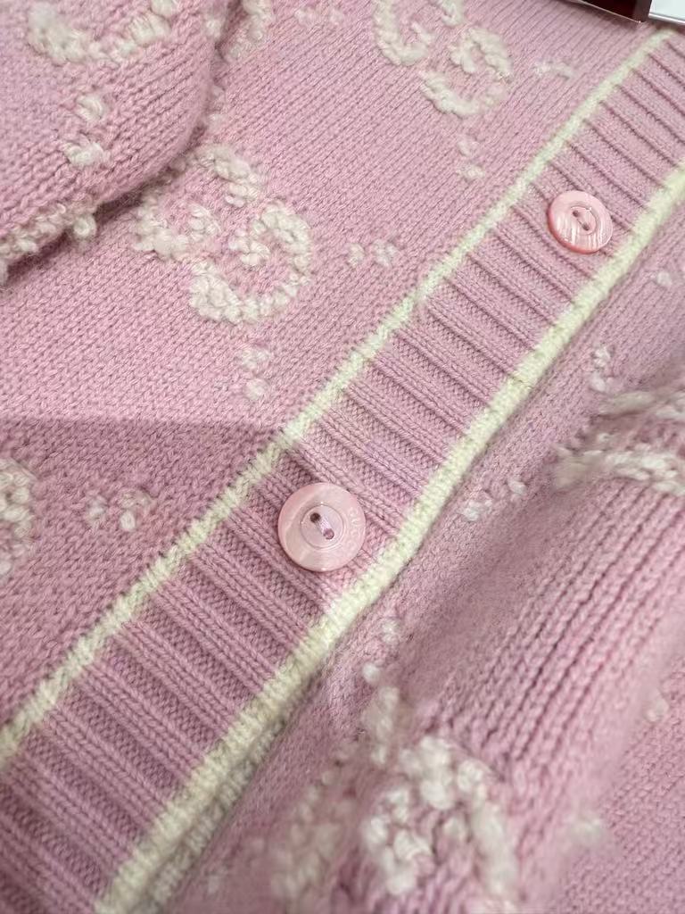 Full jacquard cardigan