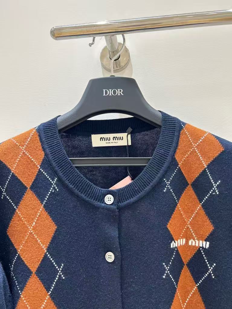 French Preppy Vintage Knit Cardigan with Letter Jacquard Pattern