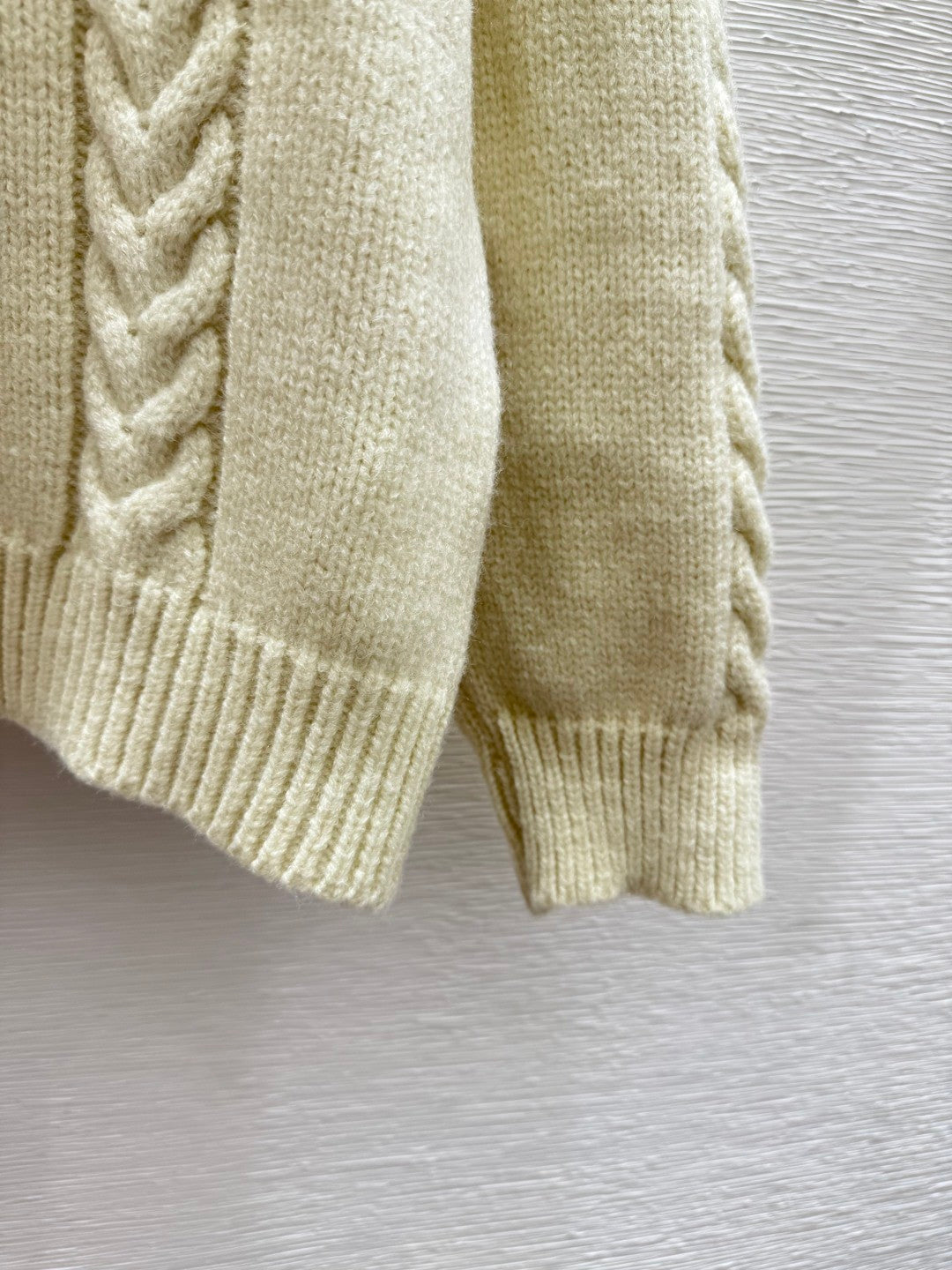 25FW New Style 3D Pattern Lapel Knit Sweater