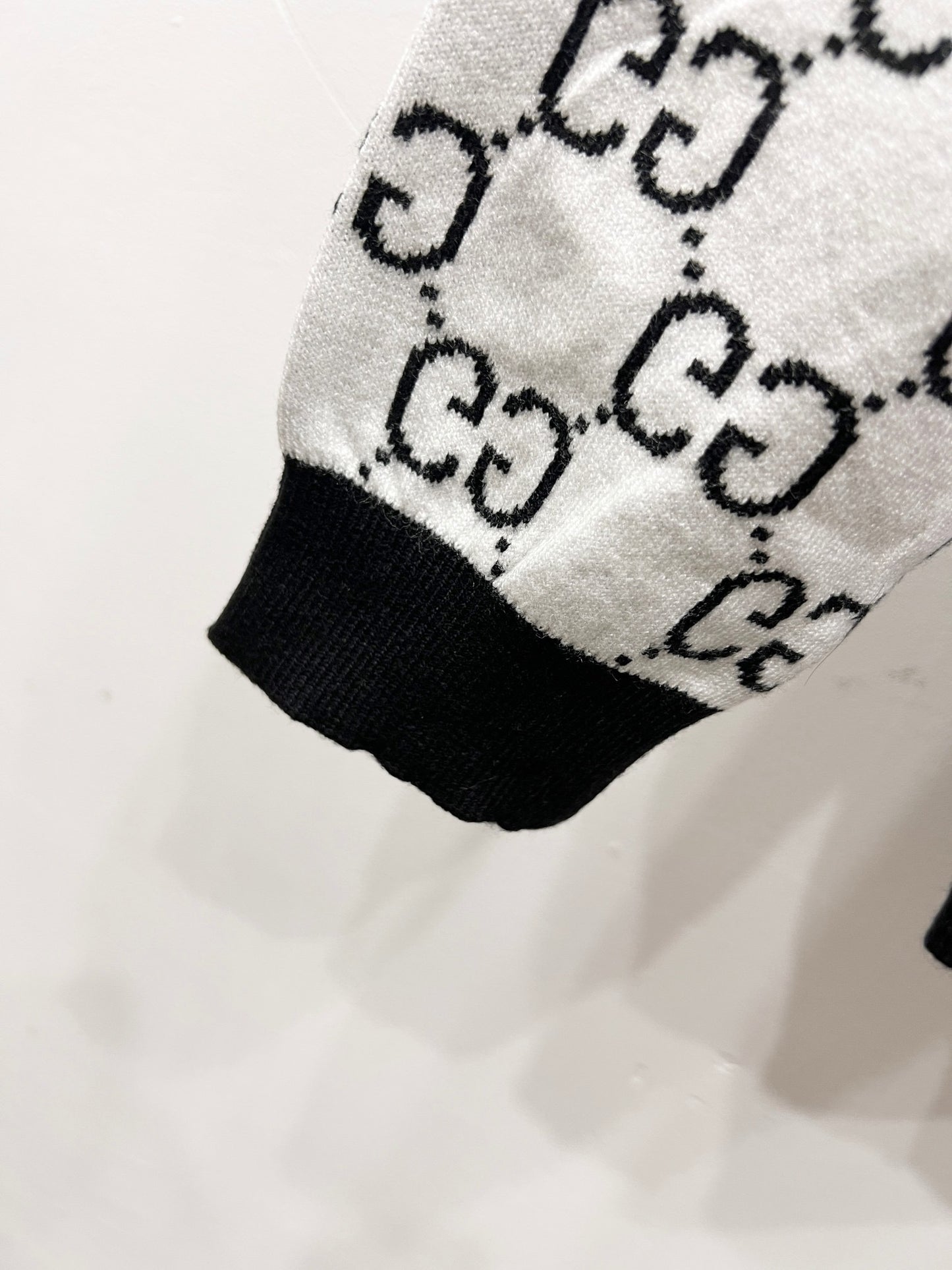 🎄Christmas limited edition🎄25 new autumn and winter logo fully embroidered jacquard knitted cardigan