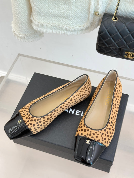 25FW classic square toe color matching flat shoes