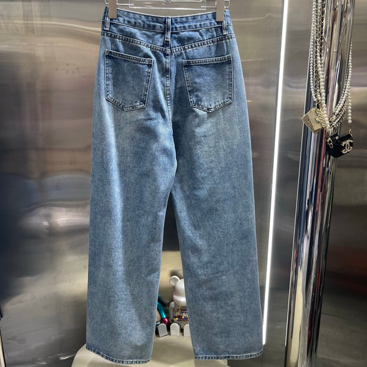 🔥HOT🔥Jeans with small logo embroidery