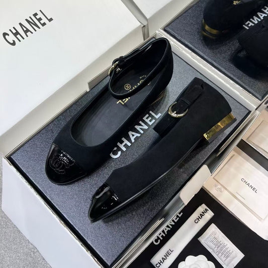 26SS NEW Delicate suede flats