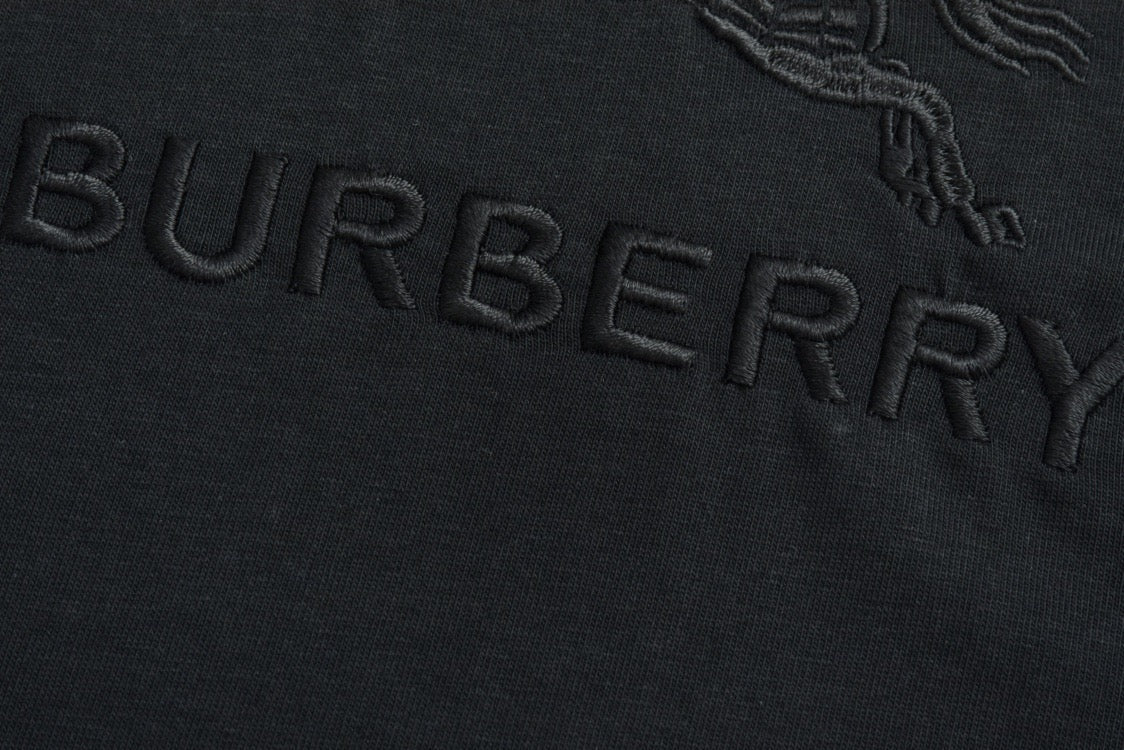 besticktes T-Shirt