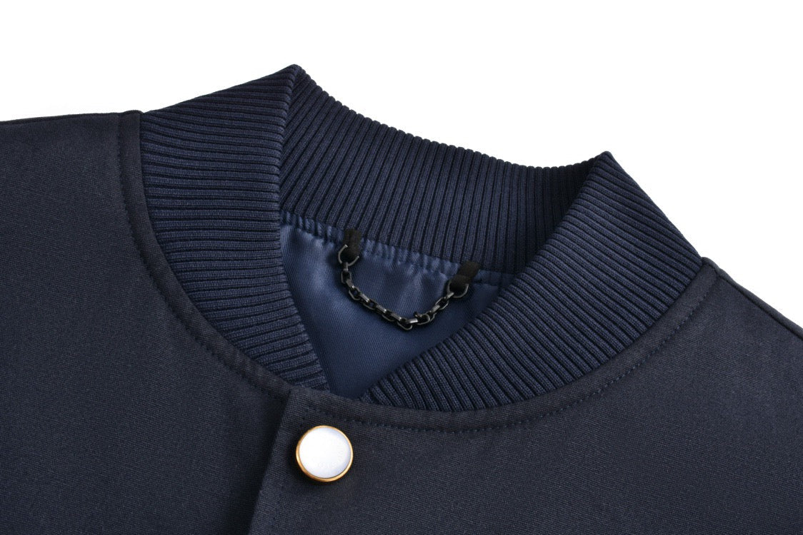 Pharrell-Jacke mit Stickerei