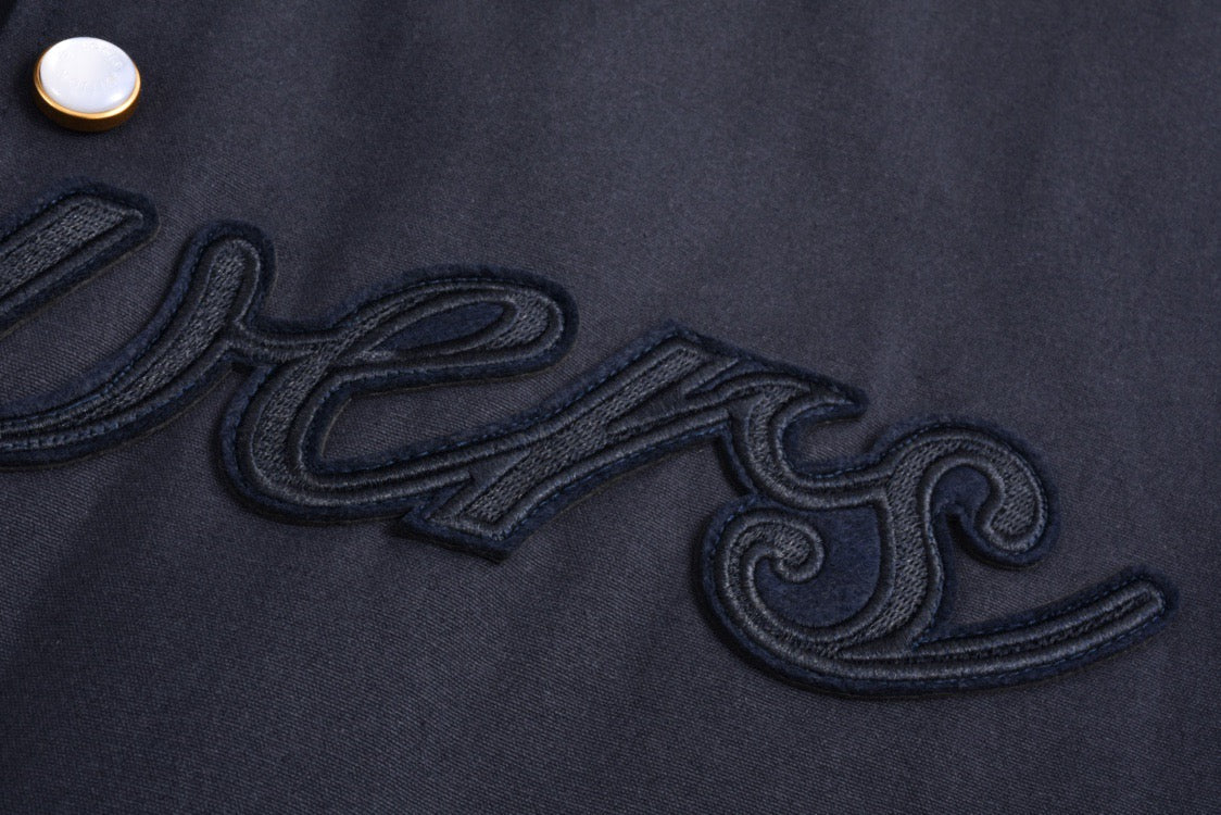 Pharrell-Jacke mit Stickerei