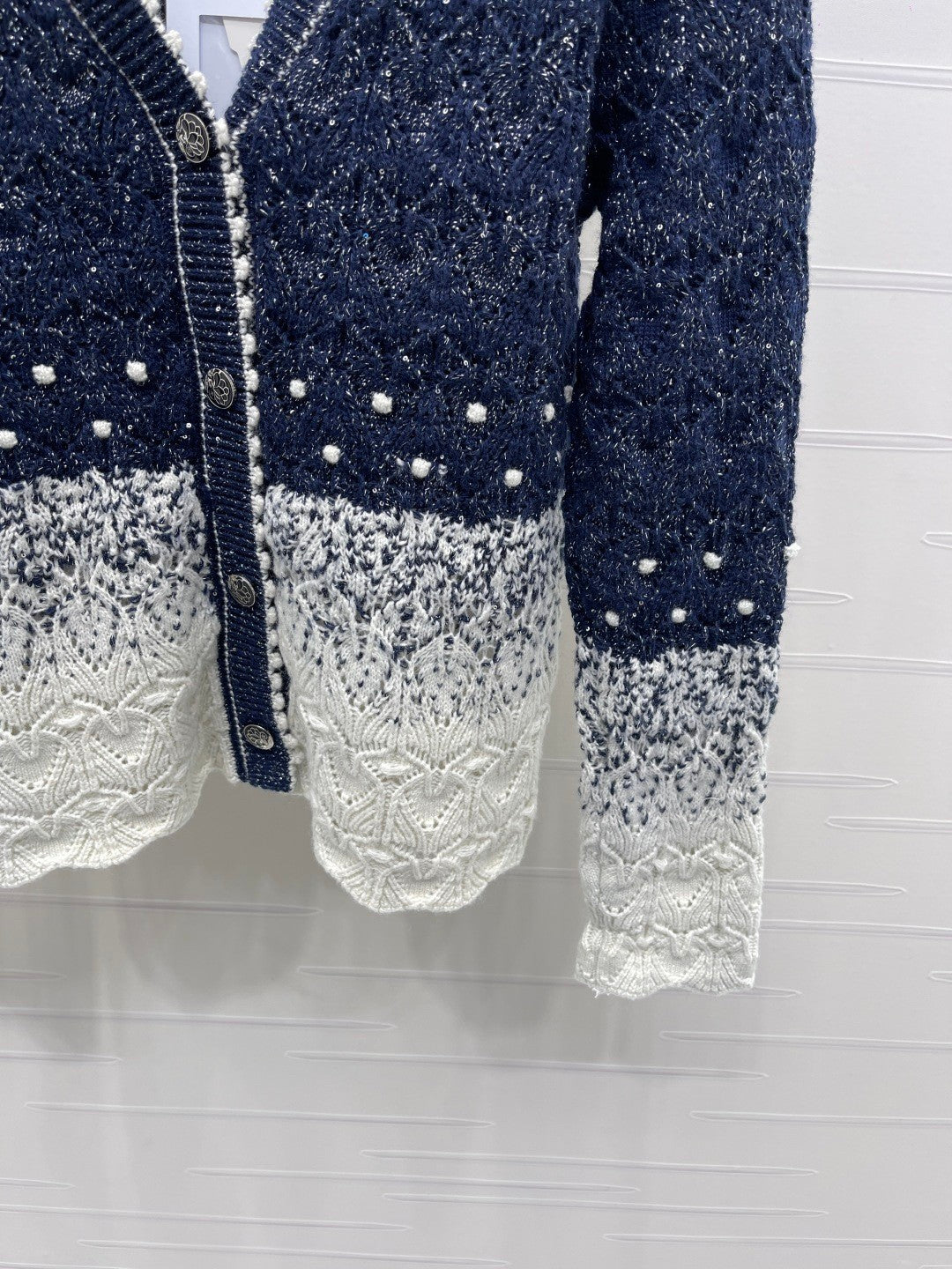 25FW New black and white gradient knitted cardigan