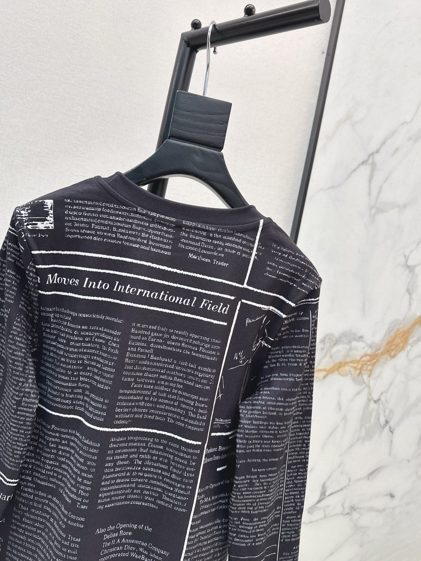 25FW autumn and winter latest letter printed German velvet bottoming shirt