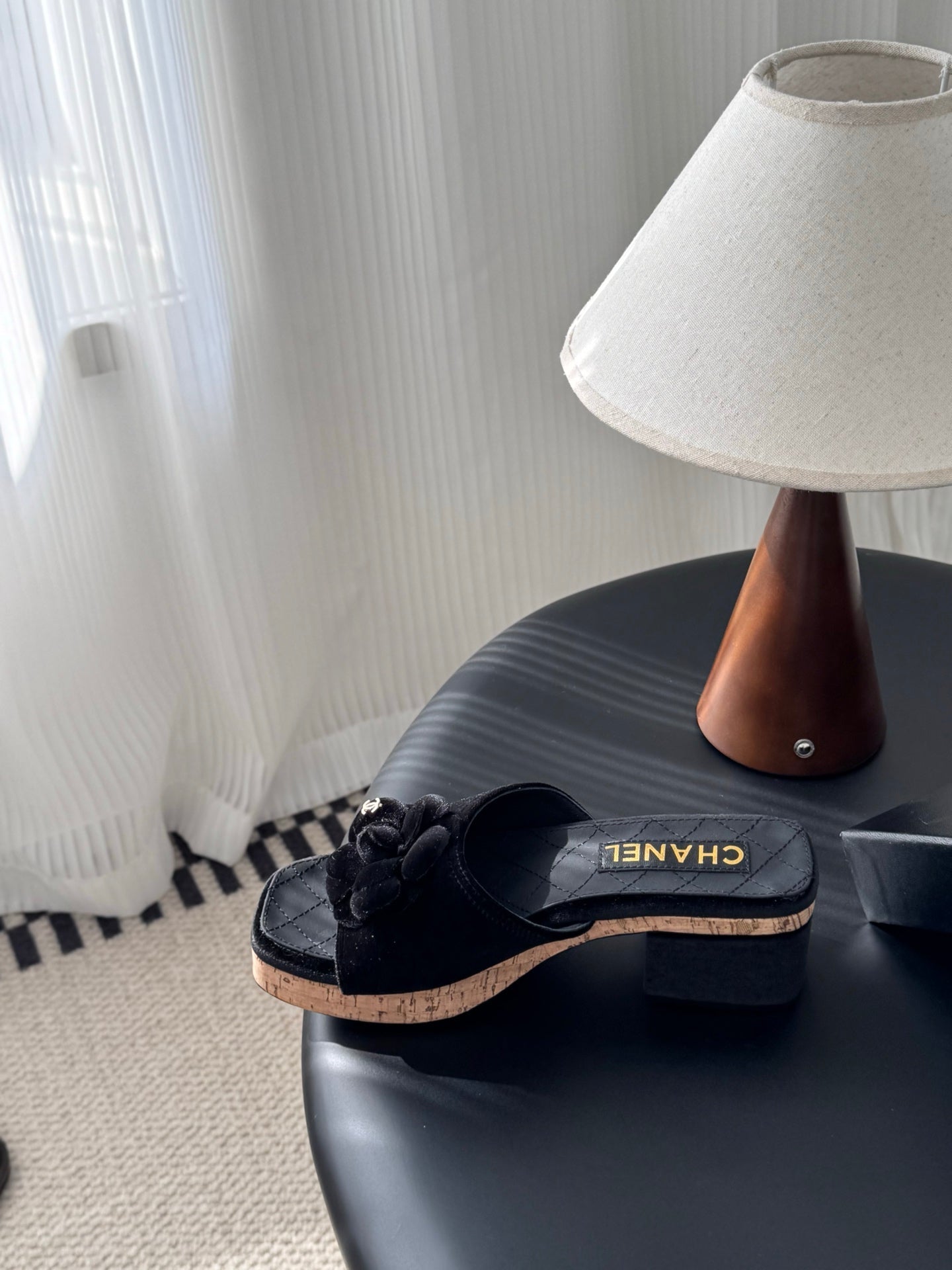26SS camellia sides sandals