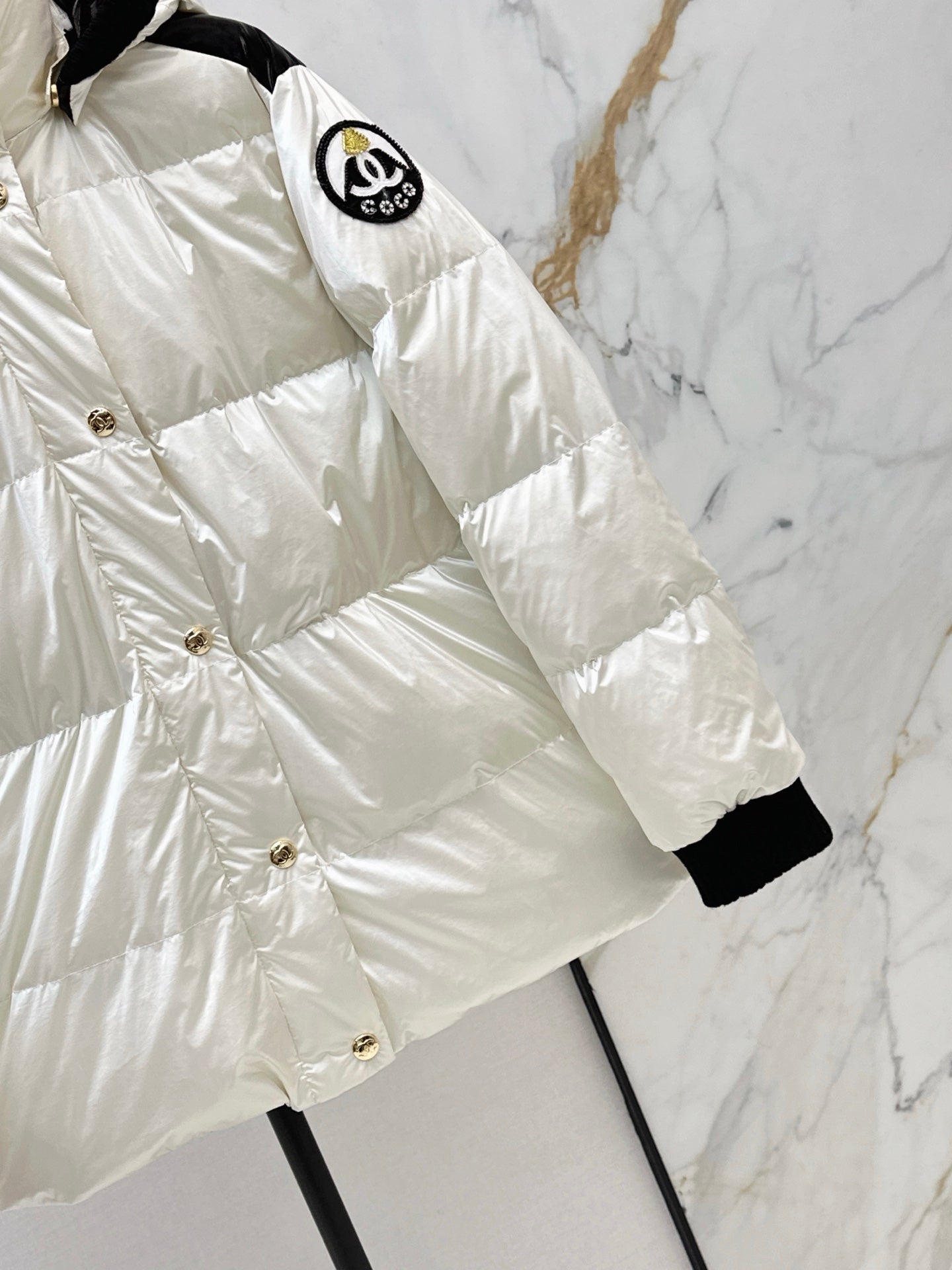 25FW down jacket