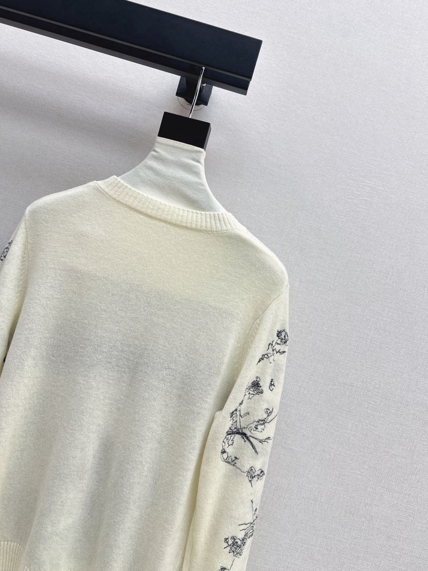 26SS NEW embroidery sweater