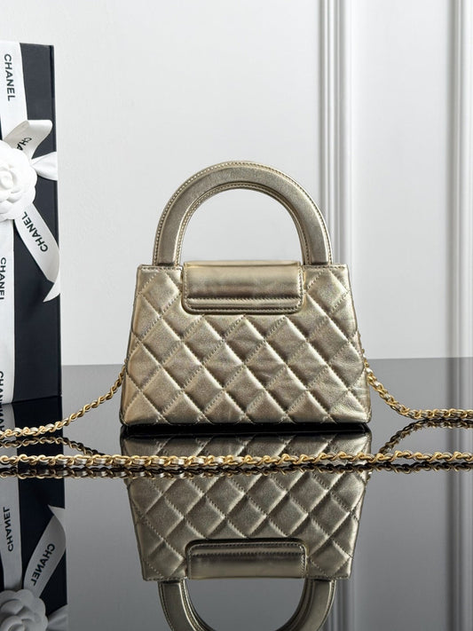 25A kelly bag with chain