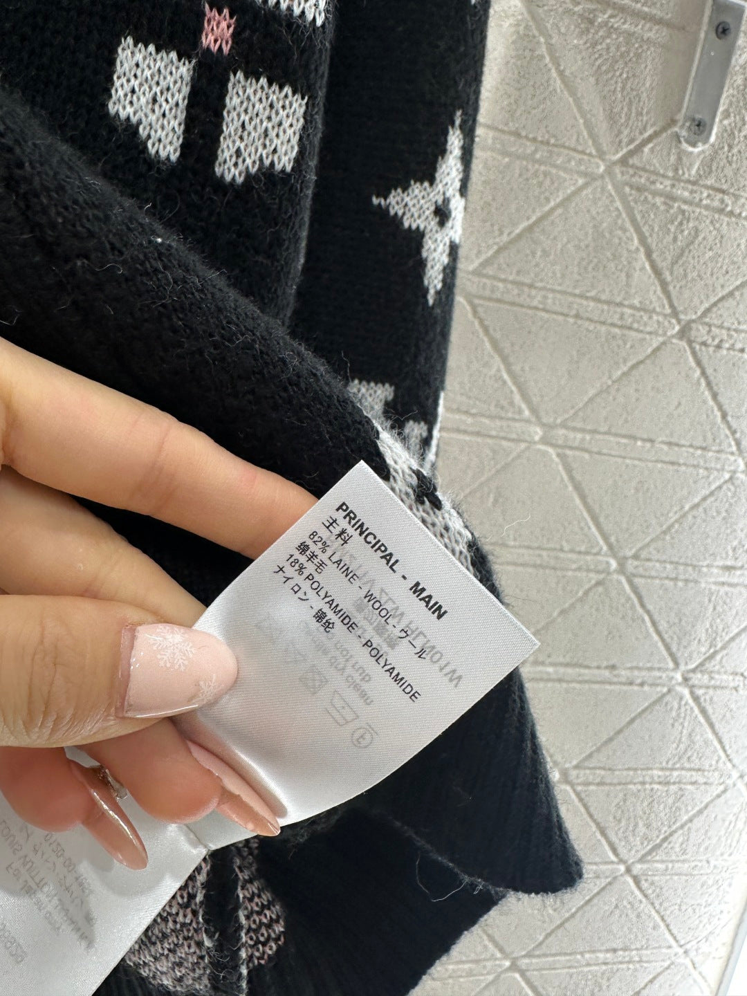 26SS NEUE Jacquard-Strickjacke
