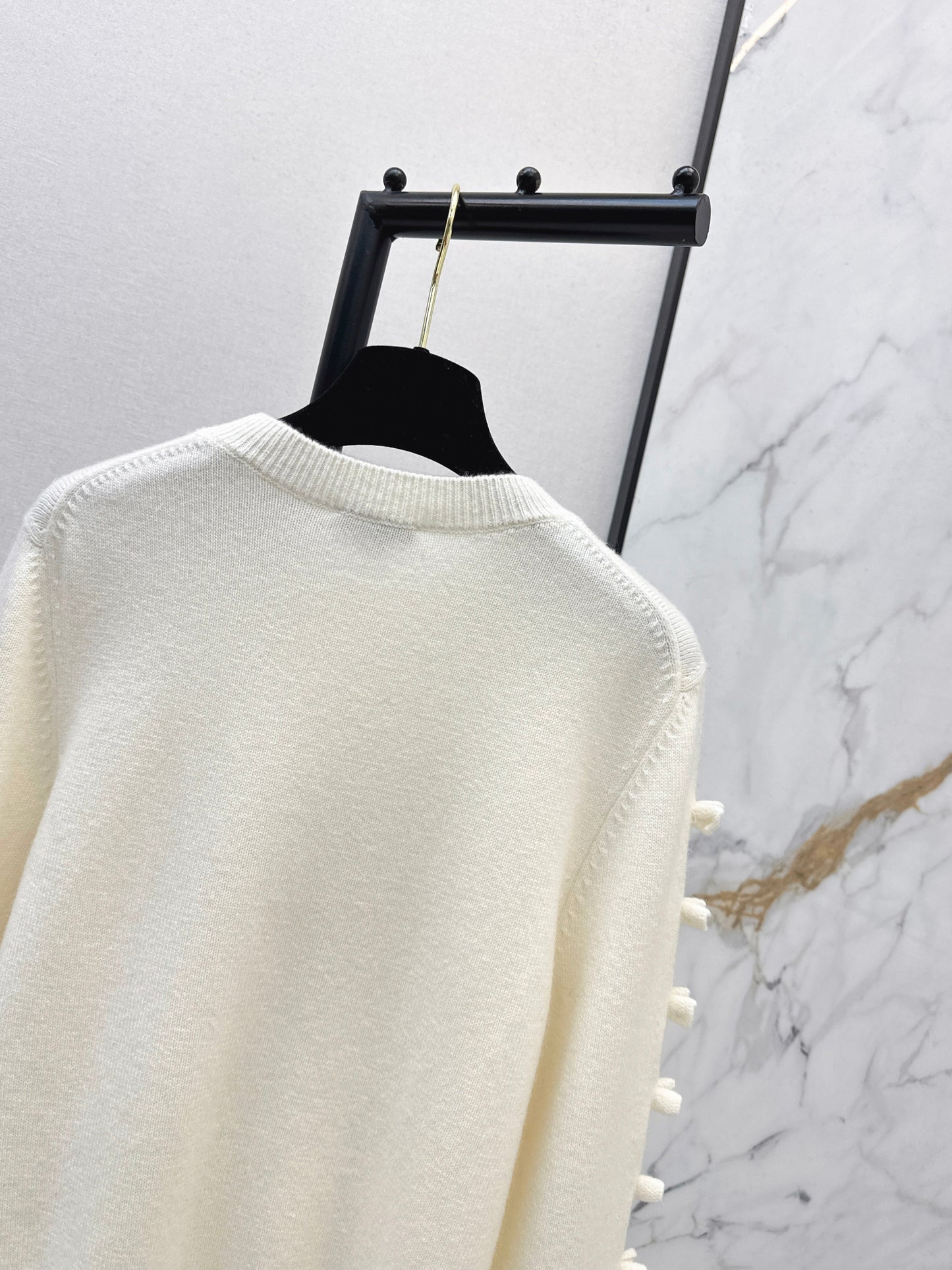 26SS NEUER Kaschmirpullover