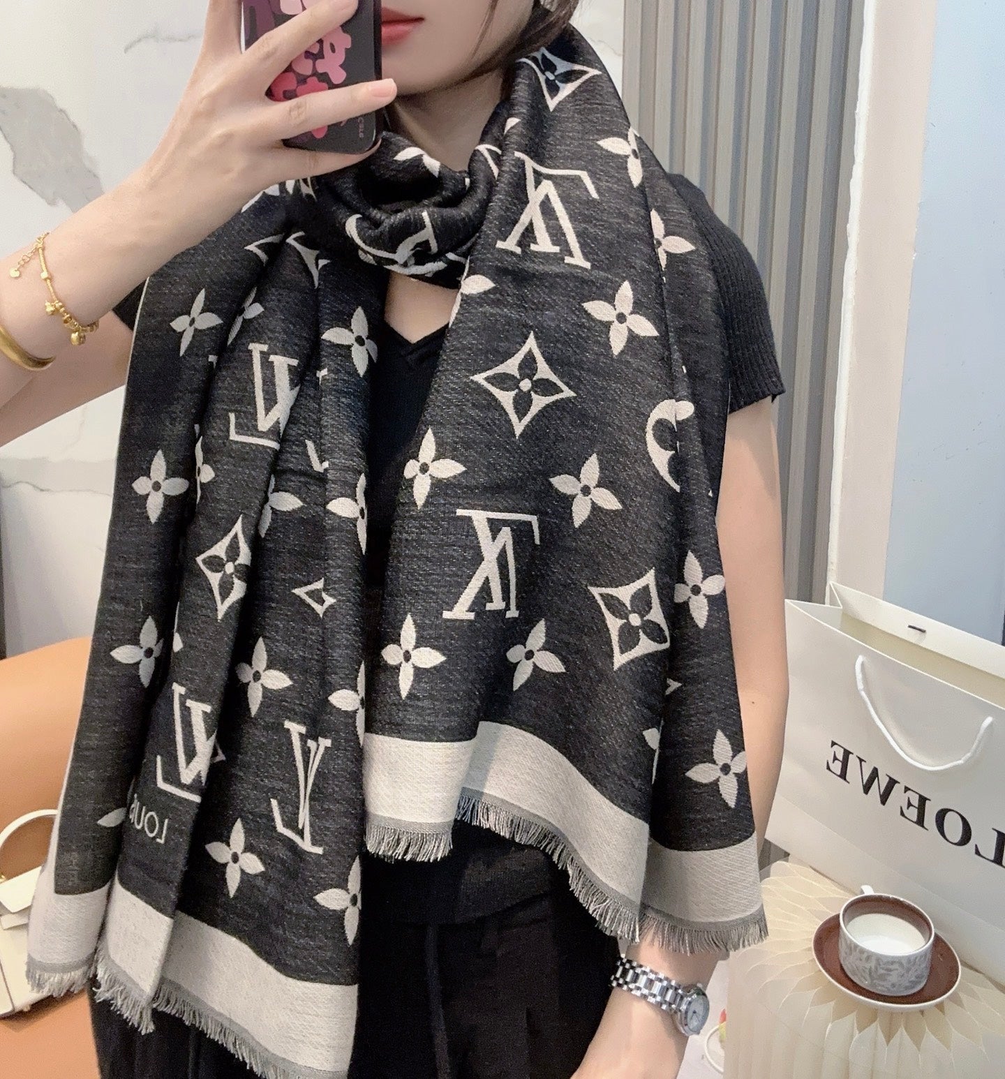 26SS NEW Double-sided Two-tone Cashmere Scarf