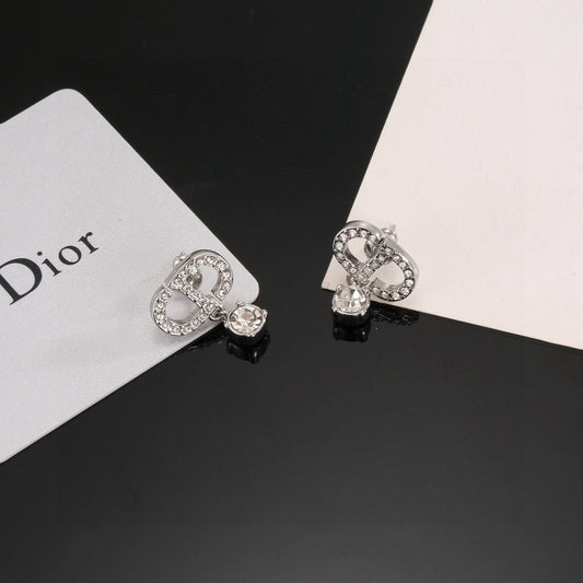 26SS NEW Vintage Earrings